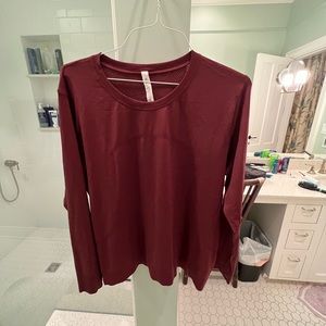 Lululemon Women’s Swiftly Breathe Relaxed-Fit Long Sleeve Shirt